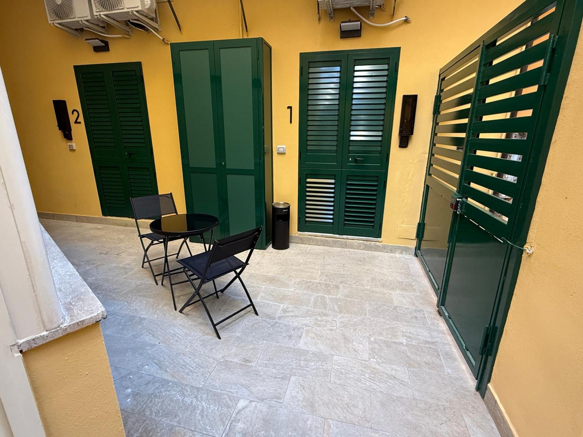 Stay In Naples - Arenaccia 211 Rooms And Suite Eksteriør billede